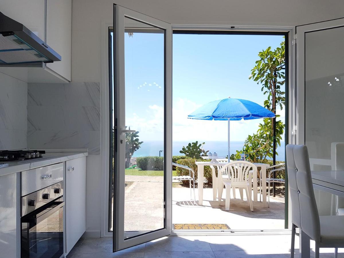 Blue Diamond Apartment Parghelia Exterior photo