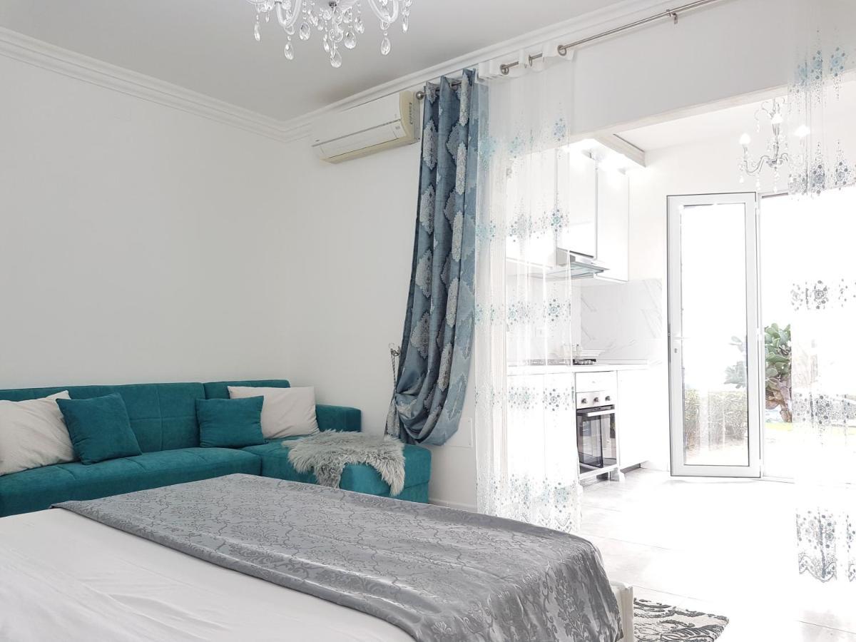 Blue Diamond Apartment Parghelia Exterior photo